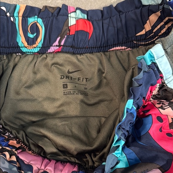 Nike Women's Multicolor Athletic Shorts - Picture 2 of 4